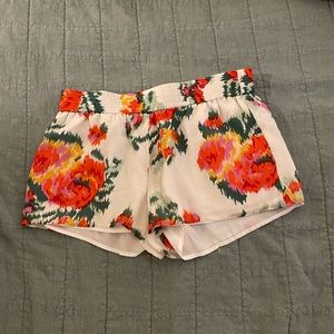 Joie flower print shorts size xs